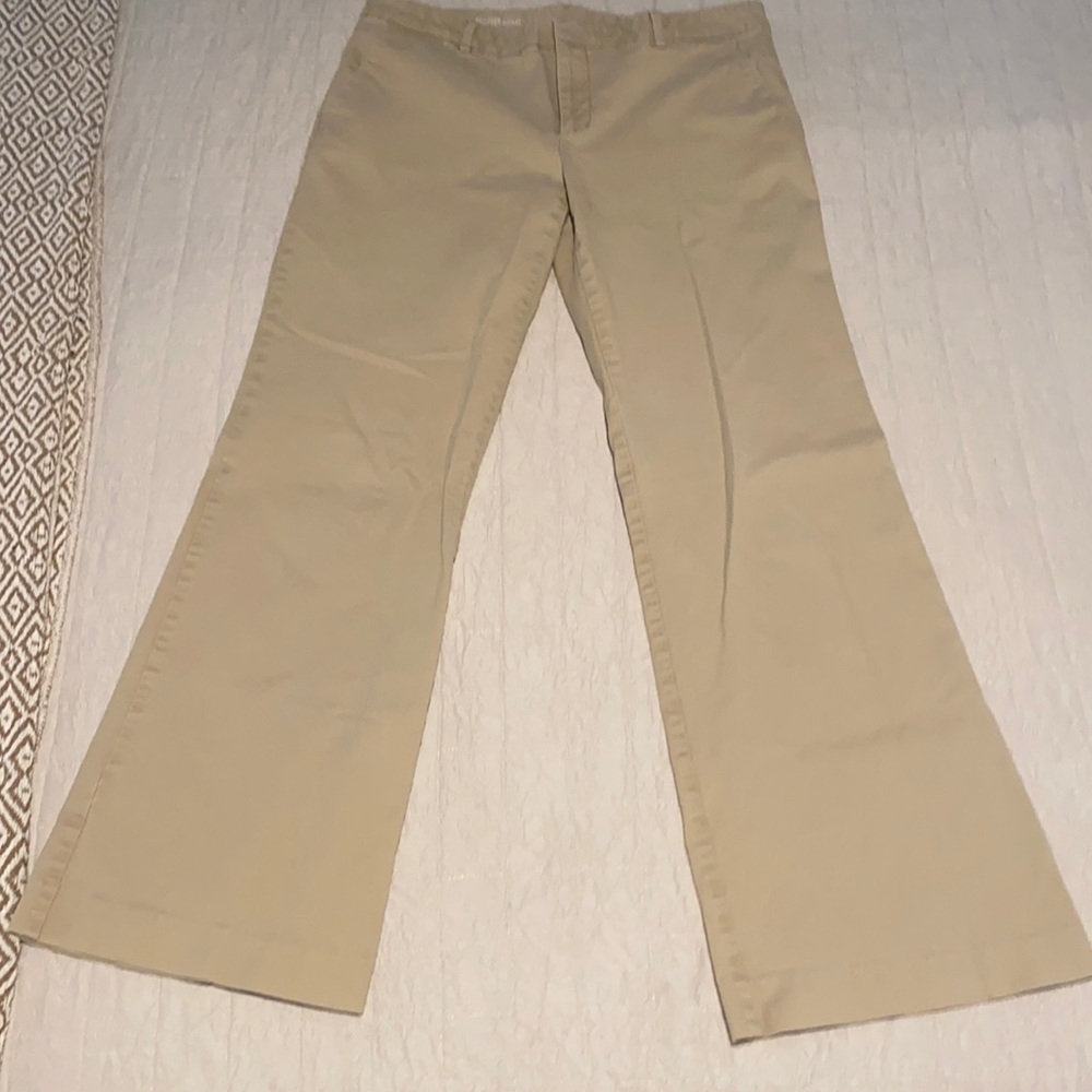 Perfect khaki lower rise